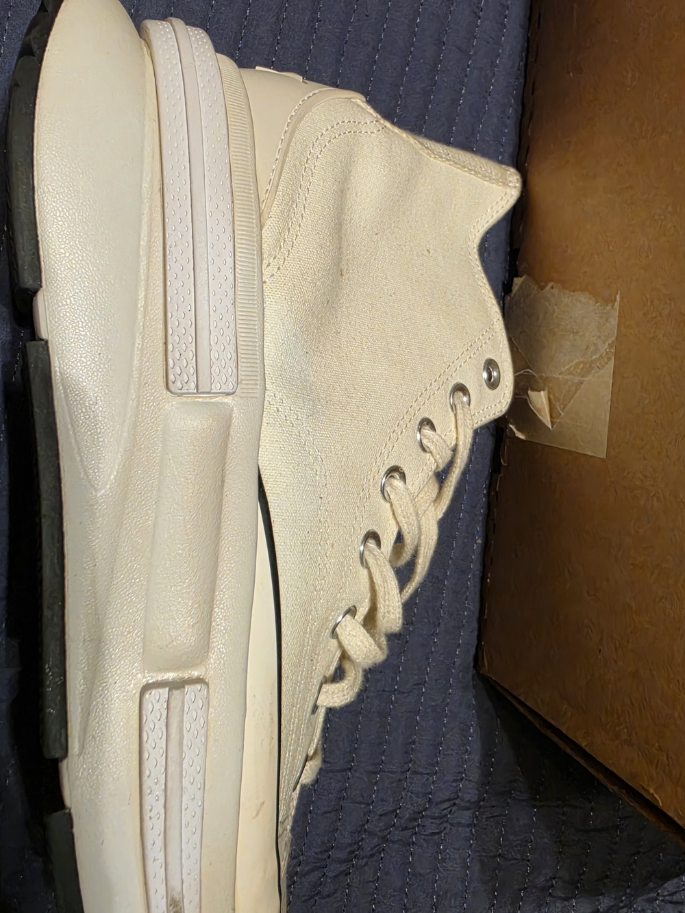 Converse Chuck Taylor All Star High Top Sneakers in Cream - Picture 5 of 8